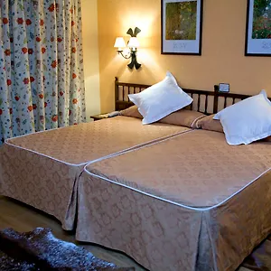 & Sierra De 4* Отель