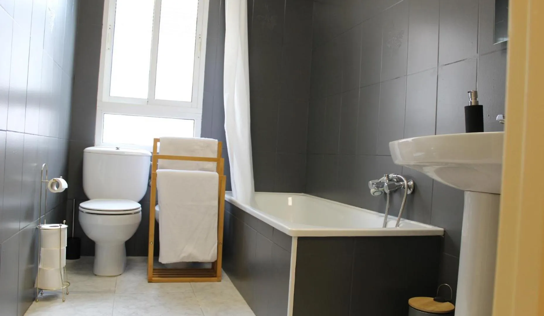Ella Apartment Cazorla 0*,  Spain